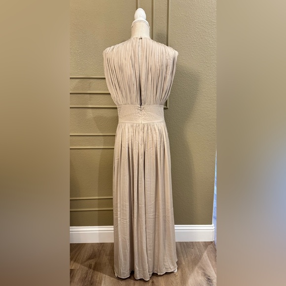 Banana Republic Women’s Sleeveless Crystal Pleated Maxi Dress. Size 8 . NEW - Picture 6 of 9